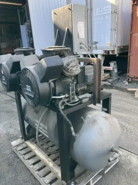 LE7UV ATLAS COPCO Piston Air Compressor Dual #3
