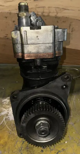 A0011304915 BENDIX Detroit Air Compressor #3
