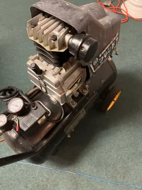 90385 CENTRAL PNEUMATIC Gallon Compressor #2