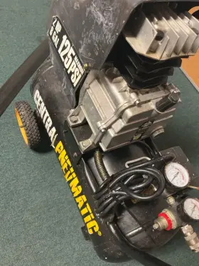 90385 CENTRAL PNEUMATIC Gallon Compressor
