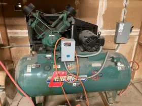 HR10-12 CHAMPION Air Compressor