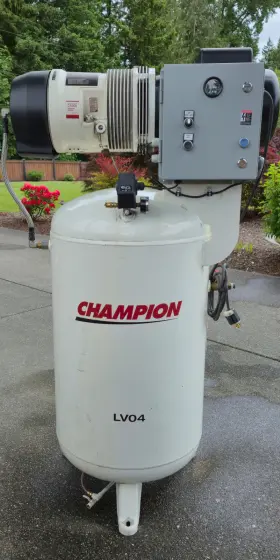 LVR1-11B CHAMPION Compressor