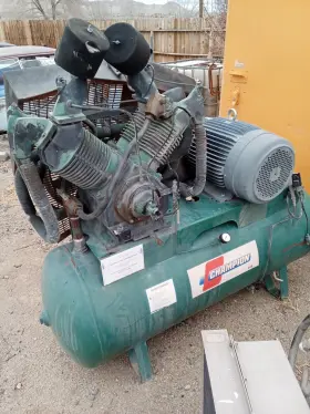 R2-30A-E03 CHAMPION Gas Compressor Gallon Horizontal Air Tank