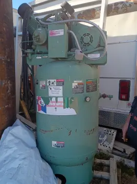 VRV10-12 CHAMPION Air Compressor