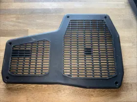 125-0151 COLEMAN Outer Belt Guard Sanborn