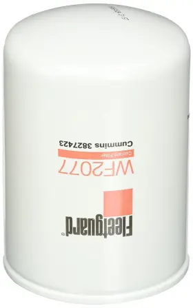 758149759371 CUMMINS Fleetguard Coolant Filter