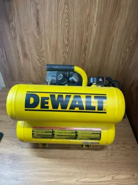 D55151 DEWALT Air Compressors
