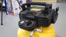 DFWP55126 DEWALT Gallon Pancake Air Compressor #3