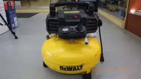 DFWP55126 DEWALT Gallon Pancake Air Compressor