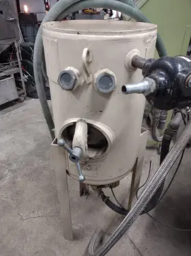 3.5CF EMPIRE Blast Pot Pneumatic Sandblaster