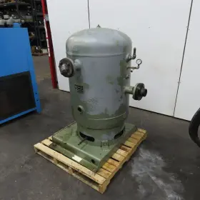 68A175 GARDNER DENVER Gallon Vertical Compressed Air Receiver #3