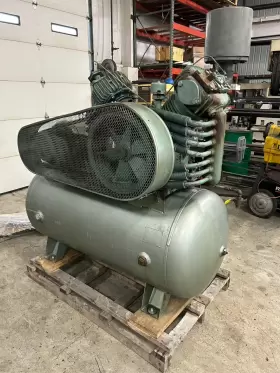 ADL-1002 GARDNER DENVER Air Compressor