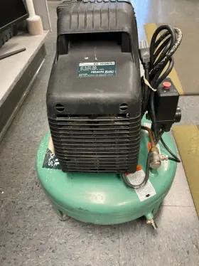 EC10SC HITACHI Air Compressors