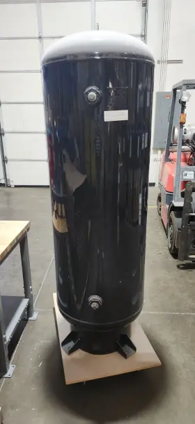 021-0411 INDUSTRIAL AIR Compressed Tank Gallons