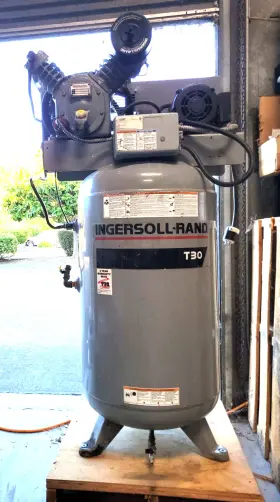 2475N5-V INGERSOLL RAND Ingersol Air Compressor Vertical Tank