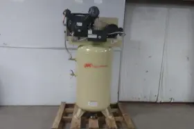 2475N7.5-P-460-3 INGERSOLL RAND Tank Electric Air Compressor
