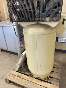 2475N7.5HD INGERSOLL RAND Air Compressor Tank