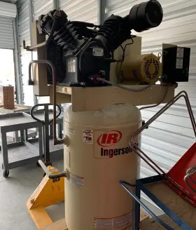 2545 INGERSOLL RAND Vertical Air Compressor