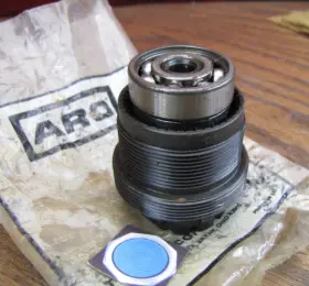 43945 INGERSOLL RAND Aro Spindle Drive Gearing Shaft