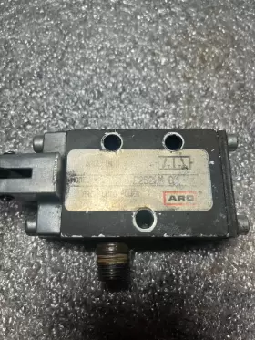 E252LM-G INGERSOLL RAND Aro Manual Air Control Valve #2