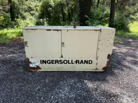 F3L912 INGERSOLL RAND Air Compressor Mount Stationary Deere