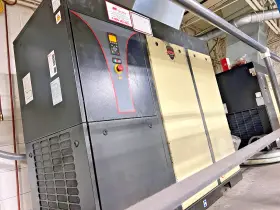 IRN40H-TASLV INGERSOLL RAND Air Compressor