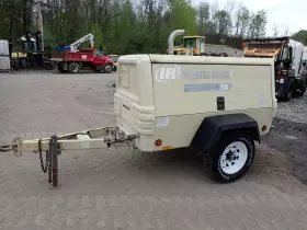 P260WIR INGERSOLL RAND Cfm Air Compressor Video Isuzu Diesel #3