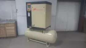 R11I-A125-120-460-3 INGERSOLL RAND Rotary Screw Air