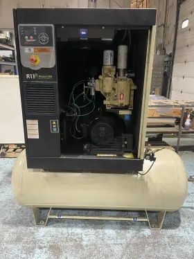 R11N-A145 INGERSOLL RAND Rotary Screw Air Compressor