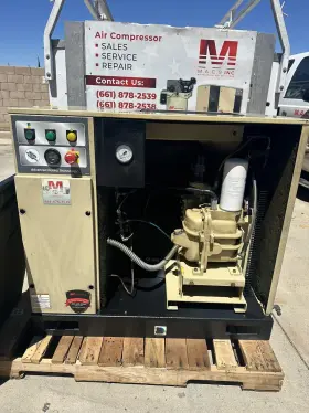 UP-6-10 INGERSOLL RAND Rotary Air Compressor #3