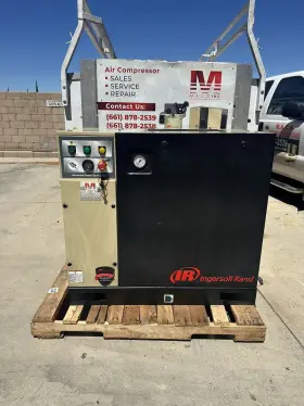 UP-6-10 INGERSOLL RAND Rotary Air Compressor