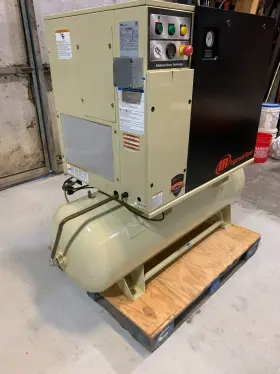 UP6-CTAS-150-W-D INGERSOLL RAND Tank Rotary Screw Air Dryer #2