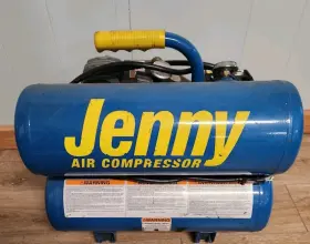 AM780-HC4U JENNY Air Compressor Gallon