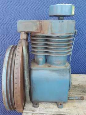 331TV KELLOGG-AMERICAN Air Pump Compressor Cast Iron Belt