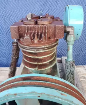 335TV KELLOGG-AMERICAN Air Pump Compressor Flywheel #2