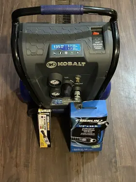 U12HCCL KOBALT Gallon Oil Air Compressor Hose Tool
