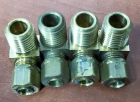 124349-005 QUINCY Elbow