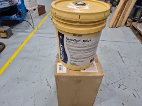 1627456962 QUINCY Quinsyn Edge Gallon Pail Synthetic Air