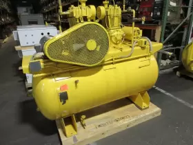 325-14 QUINCY Air Compressor Dual Tank #2