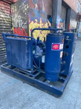 QS1-235 QUINCY Screw Compressor Phase