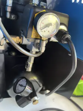 DR-300 SILENTAIRE Silent Air Compressor #3