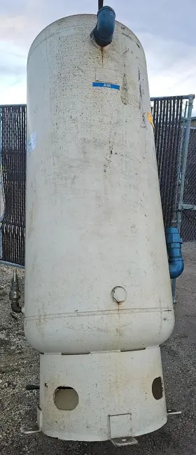 L5205 SILVAN INDUSTRIES Gallon Vertical Compressed Air Tank