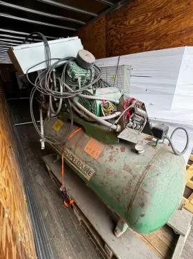 J113 SPEEDAIRE Cast Iron Horizontal Air Compressor