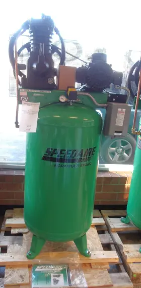 TF41082XVA SPEEDAIRE Gallon Air Compressor