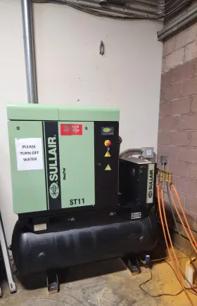 ST1109 SULLAIR Air Compressor Cfm
