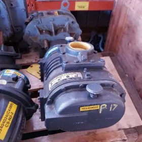 Tuthill 3206-81r3 3206 Rotary Blower - New #p-17