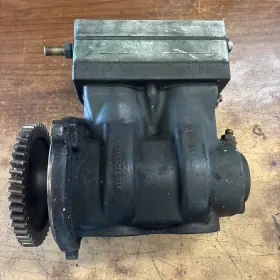 9125120080 WABCO Twin Cylinder Compressor