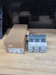 Wohner 31922 Fuse Holder, Class J, 3-pole, 60a, 600vac/dc, Din Rail, 14-1/0 Awg. Fixed Price $85.95.