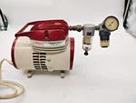 Vtg Thomas Industries Diaphragm Sprayer / Compressor Model 600-12 + Reg & Filter. Fixed Price $44.95.