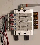 (4) Smc Sy3140-5gz Solenoid Valves With Manifold - Free Shipping. Fixed Price $89.99.